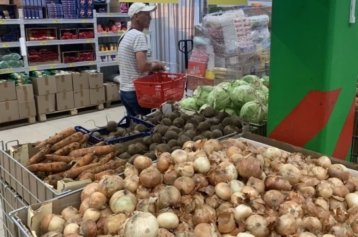    Репчатый лук в магазинах Ярославля подорожал до 150 рублей