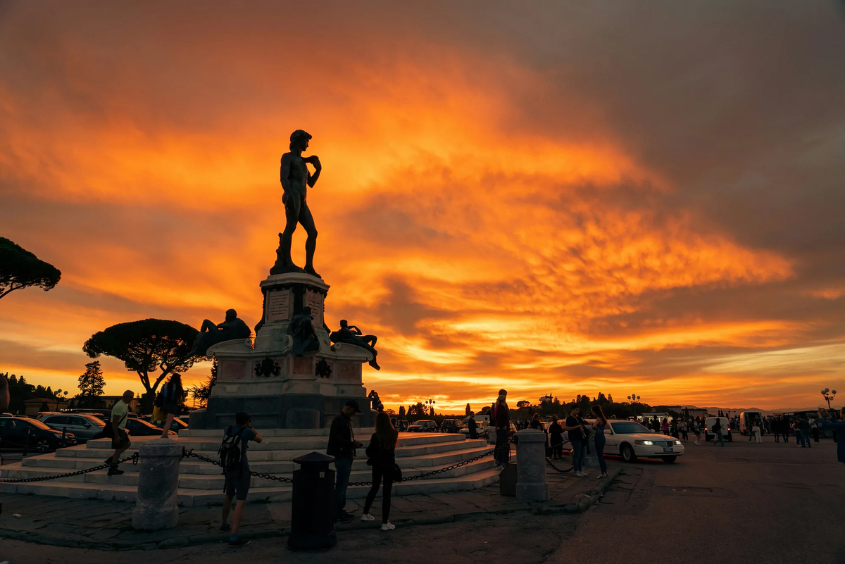 Площадь Микеланджело