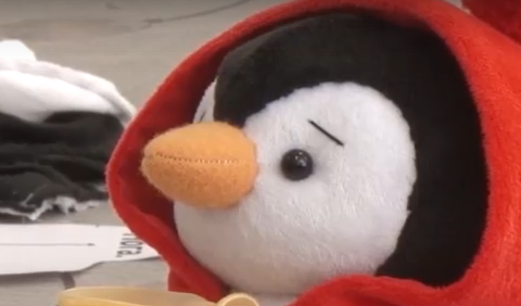     Жительница Рыбинского района шьет картины и мягкие игрушки