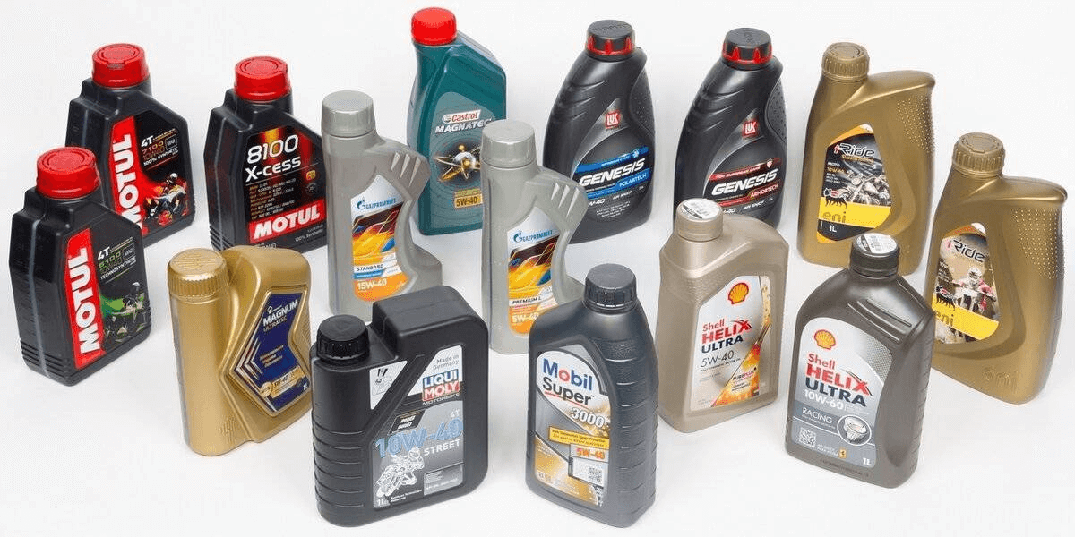    Моторные масла разной вязкости. Источник изображения: drive2.ru