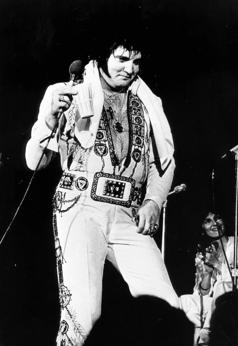 Элвис Пресли. Фото с открытого источника