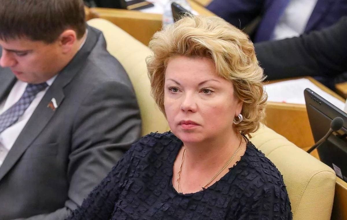 Елена Ямпольская.