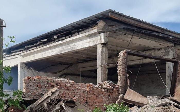 Несколько ангаров/складских помещений поражено Геранями в районе Доброполья, источник Телеграм-канал Хроники Гераней