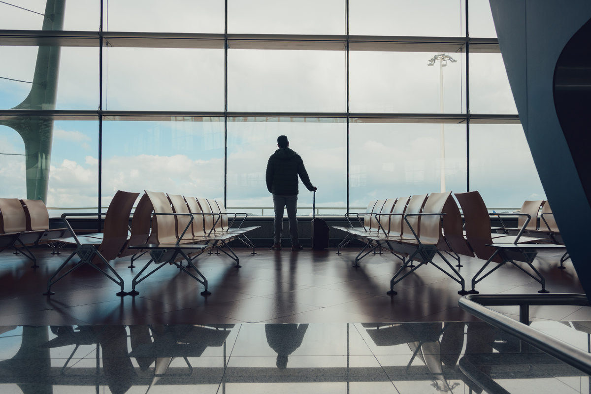 Планируя поездку на юг, внимательно отнеситесь к информации об ограничении авиасообщения. Источник фото: shutterstock.com.