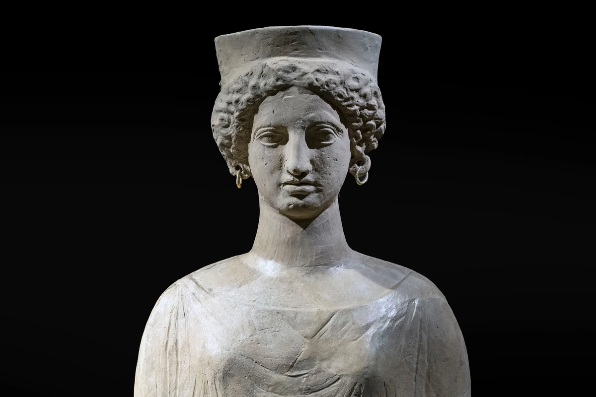 Финикийская скульптура богини Танит (около IV века до н. э.), найденная на Ибице, Испания