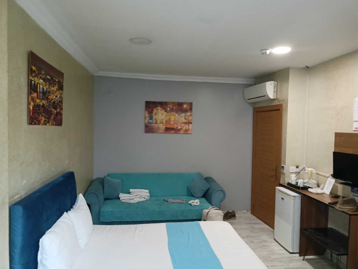 Double room, 3300 RUB за ночь.
