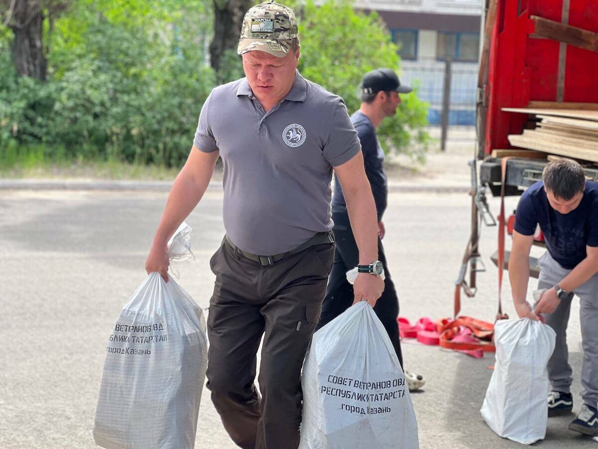 Доставку организовал глава Рыбно-Слободского муниципального района Радик ИслямовФото: Аппарат вице-премьера РТ Фаниля Аглиуллина