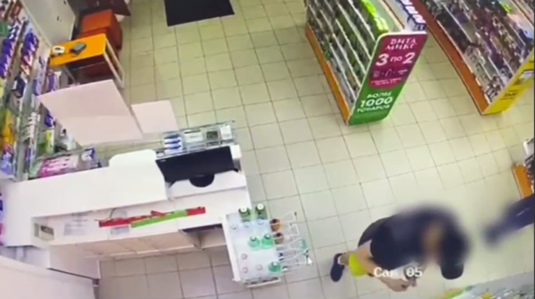    Самый обаятельный и привлекательный. В Оренбурге вор-рецидивист обнес аптеку Марина Шарт