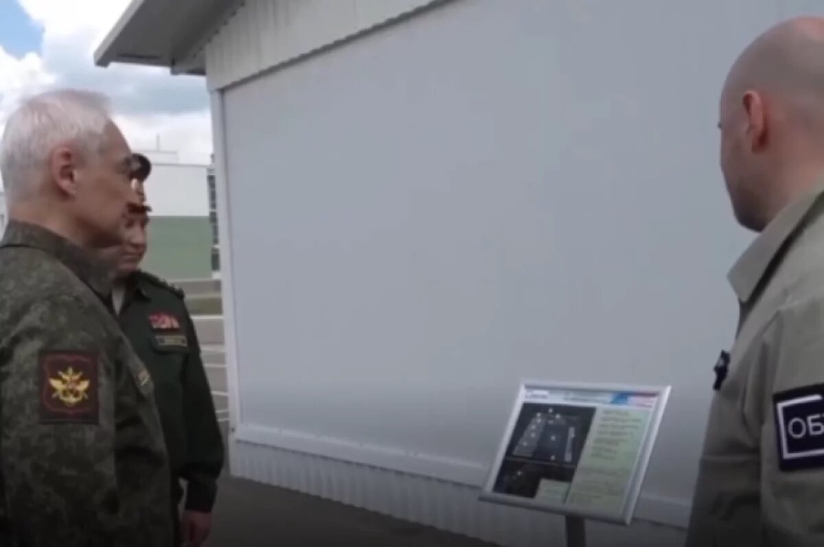    Министр обороны РФ высоко оценил модульные казармы из Калужской области