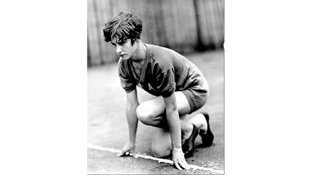 Элизабет Робинсон (Elizabeth "Betty" Robinson)