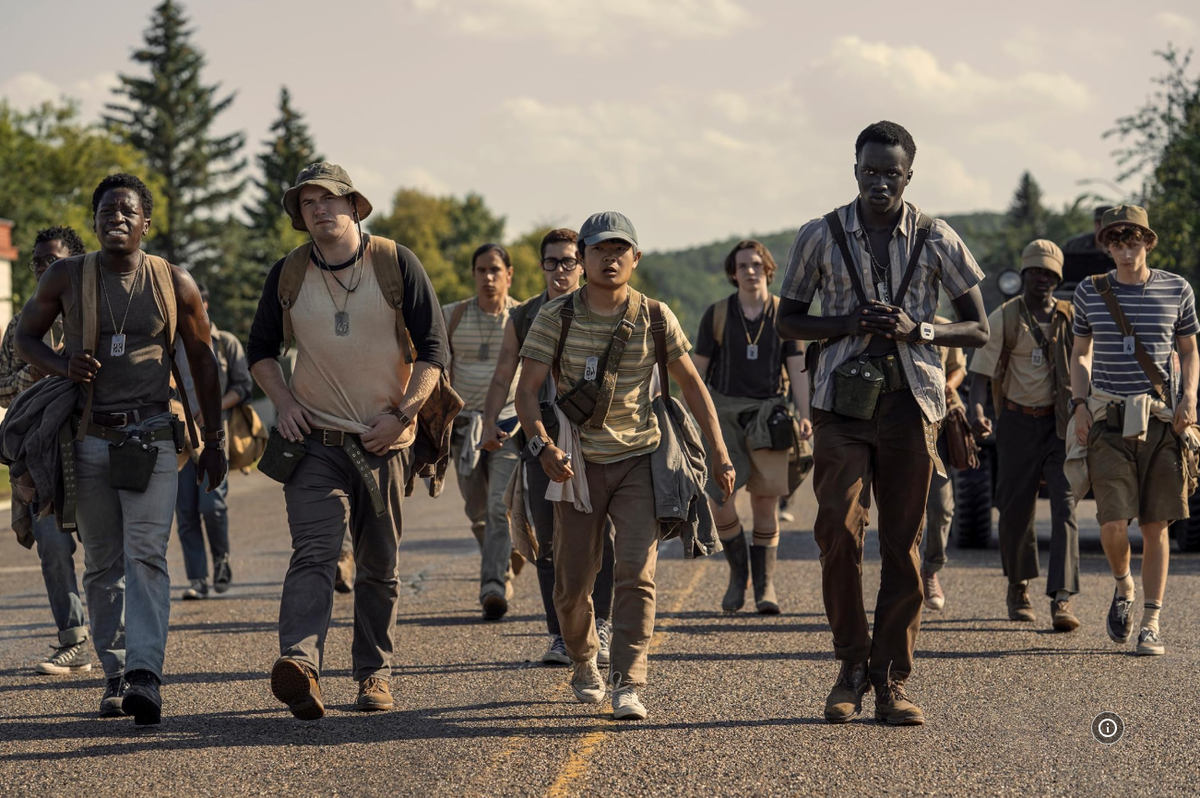 Купер - второй слева