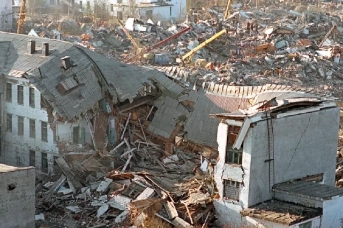    Камчатские спасатели вспоминают страшное землетрясение в Нефтегорске