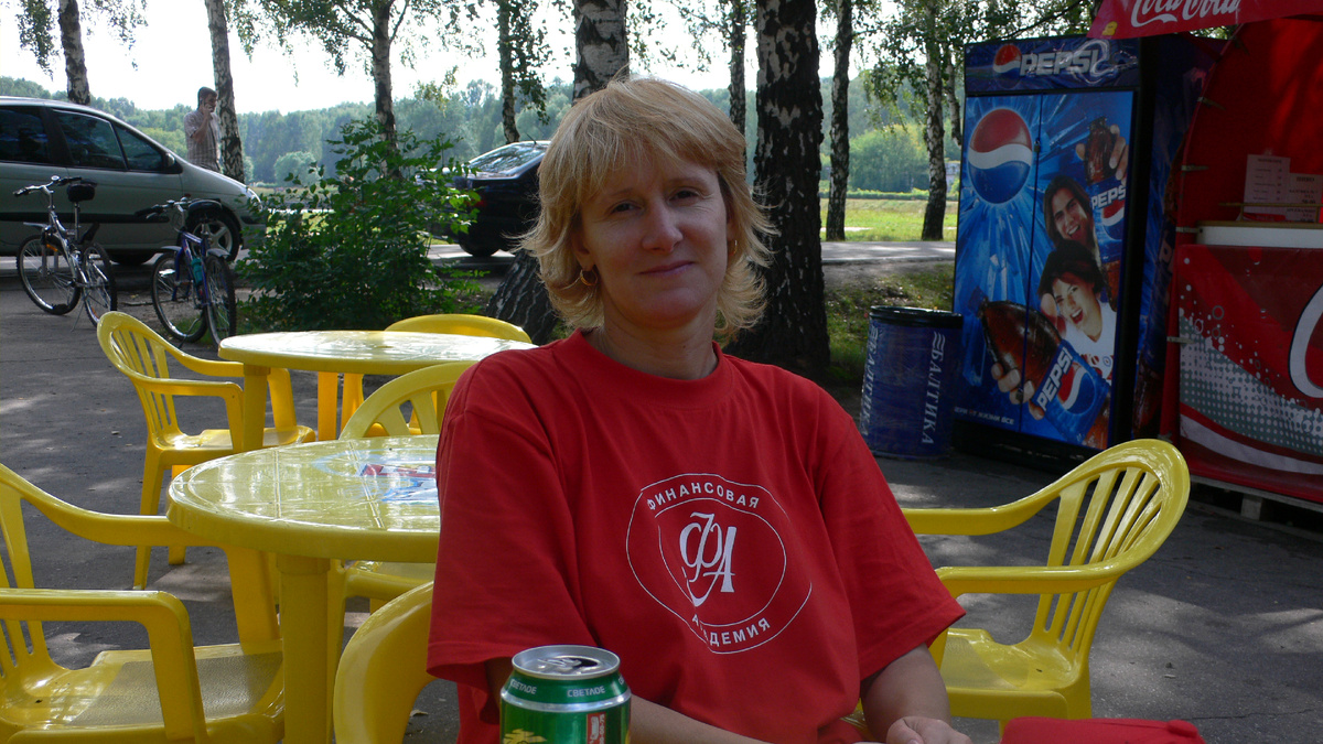 На отдыхе в летнем кафе