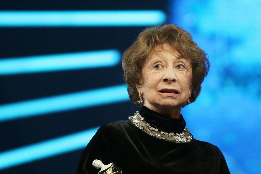 Ахеджакова