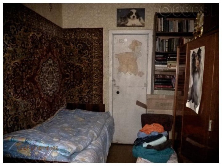 наша первая арендованная квартира выглядела примерно так, даже хуже. Выбора не было, тогда сдавали мало и почти все плохие / youla.ru