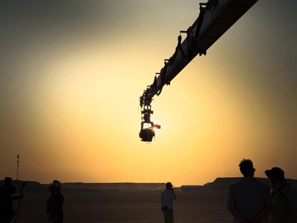     Кадр со съемок фильма «Мстители: Судный день» (2026) / Фото: соцсети Ньютона Томаса Сигела