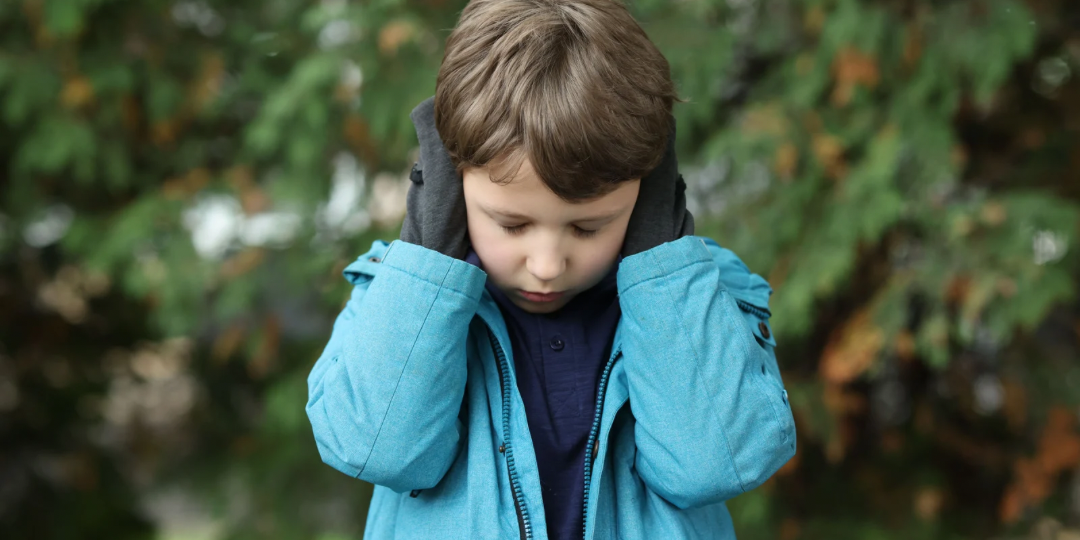 Признаки аутизма: на что родителям стоит обратить внимание. Тесты и опросники