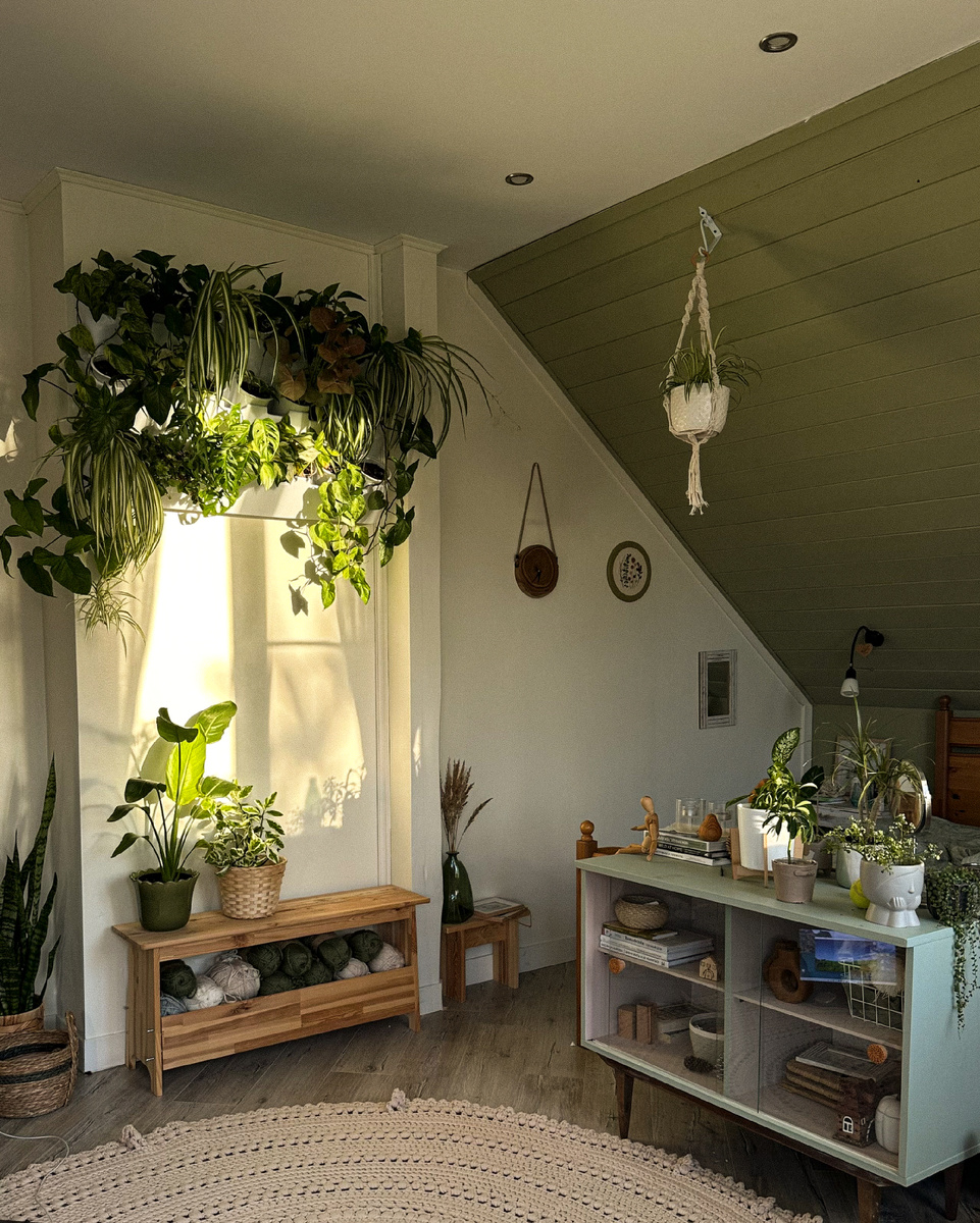 Мое цветочное царство в спальне