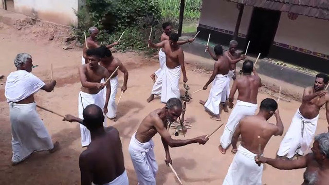 Ритуальные танцы муллу-курумбы