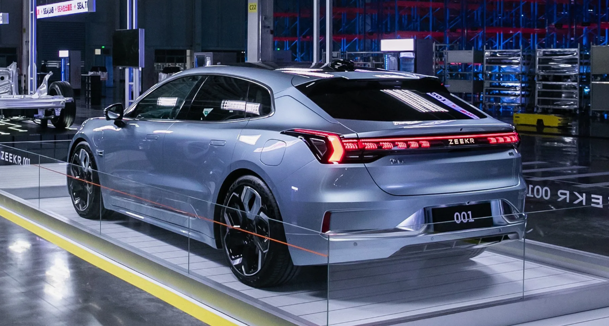 Электрокар китайского происхождения ZEEKR 001