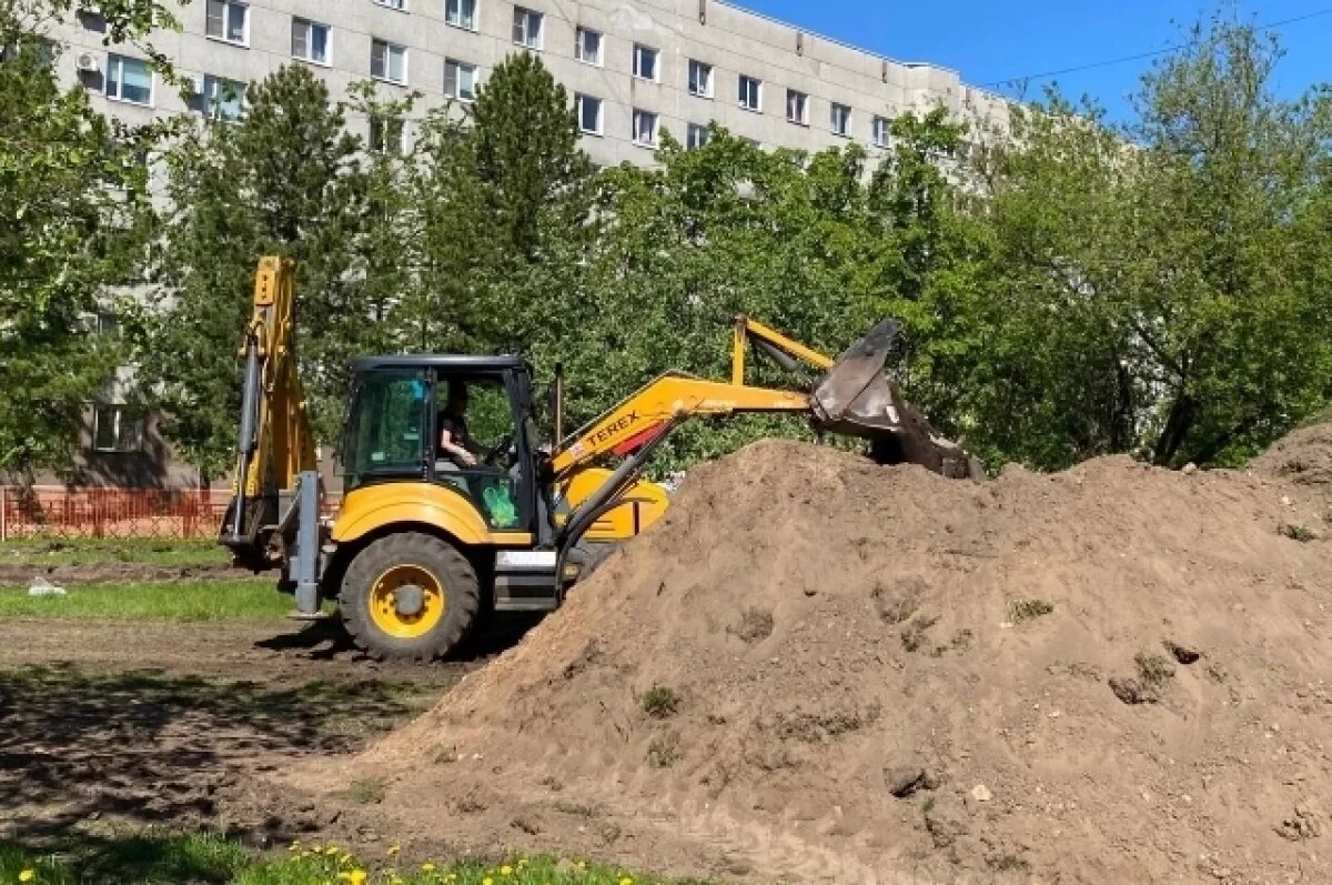    Борис Елкин рассказал, какие дорожки сделают в сквере у гостиницы «Рижская»