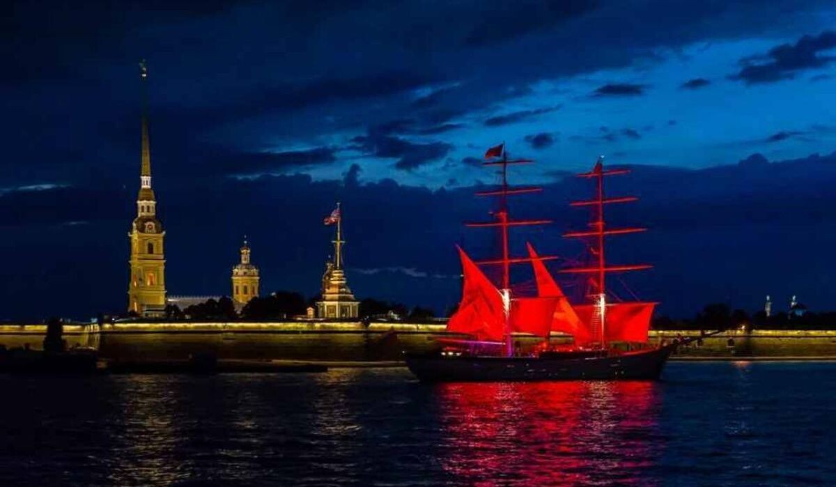     Алые паруса. Источник: kp.ru Автор фото: Олег Золото