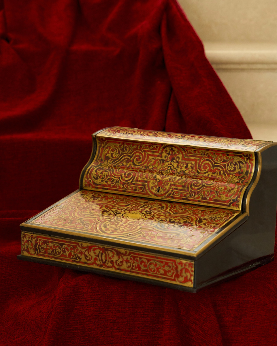 Антикварное бюро в стиле Андре Шарля Буля, Франция, вторая половина XIX века. Коллекция "Частной резиденции"