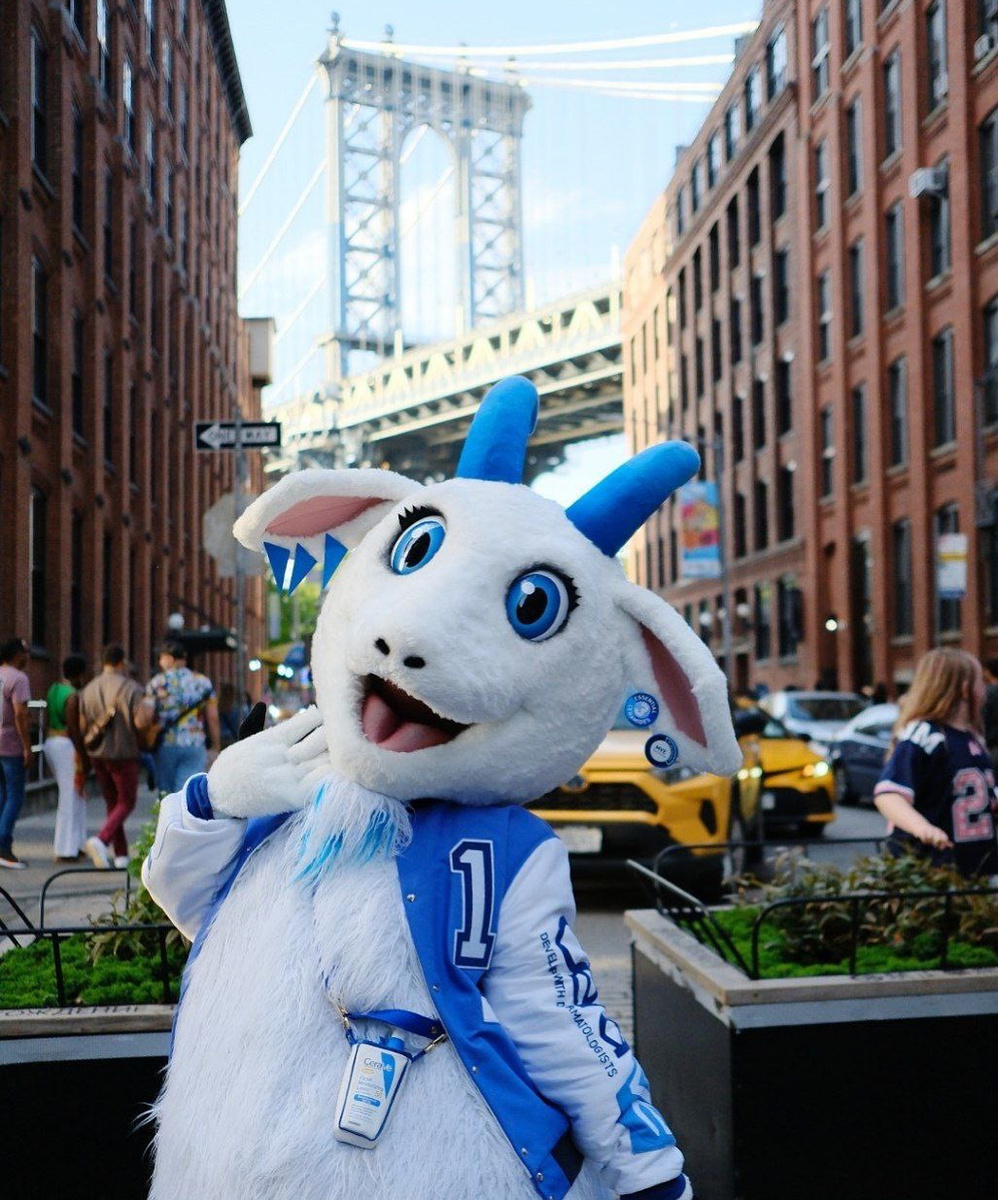 CeraVe представила козу-маскота Sarah V.  