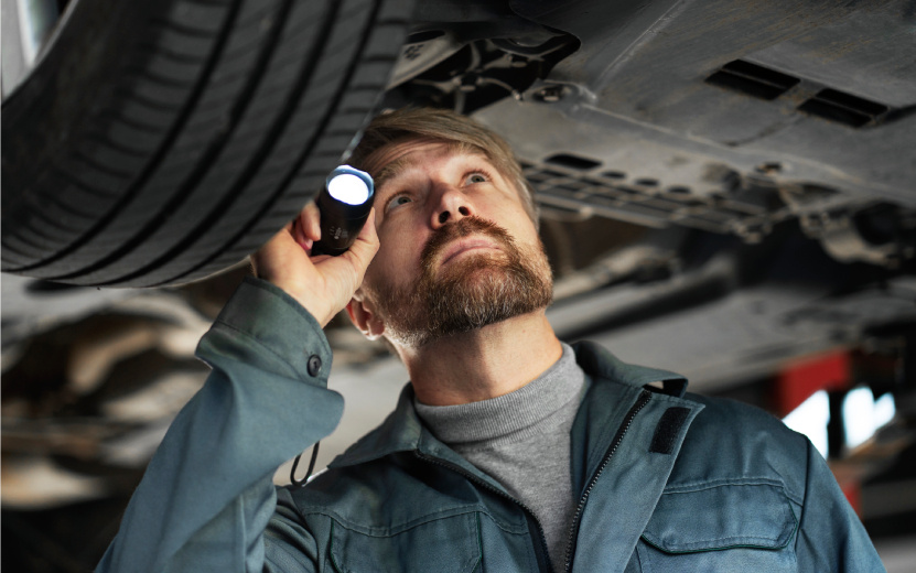  Наведаешься к мастеру на диагностику, а от слова «днище» осталось только слово. Фото: Freepik