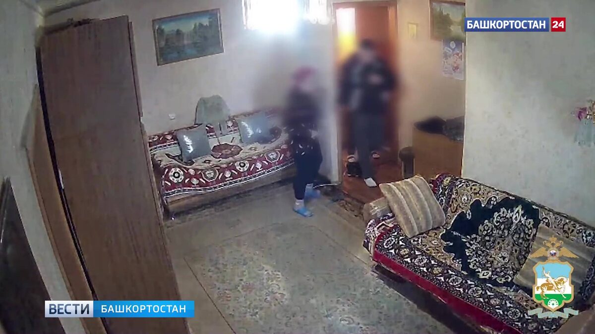    В Уфе двое молодых людей под предлогом чистки вентиляций обманули пенсионеров на полмиллиона рублей