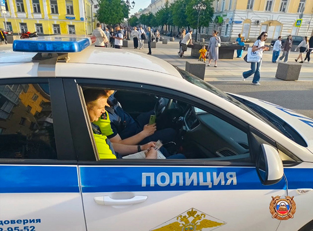 В Твери мужчина угнал «ГАЗель», чтоб сгонять в магазин за добавкой