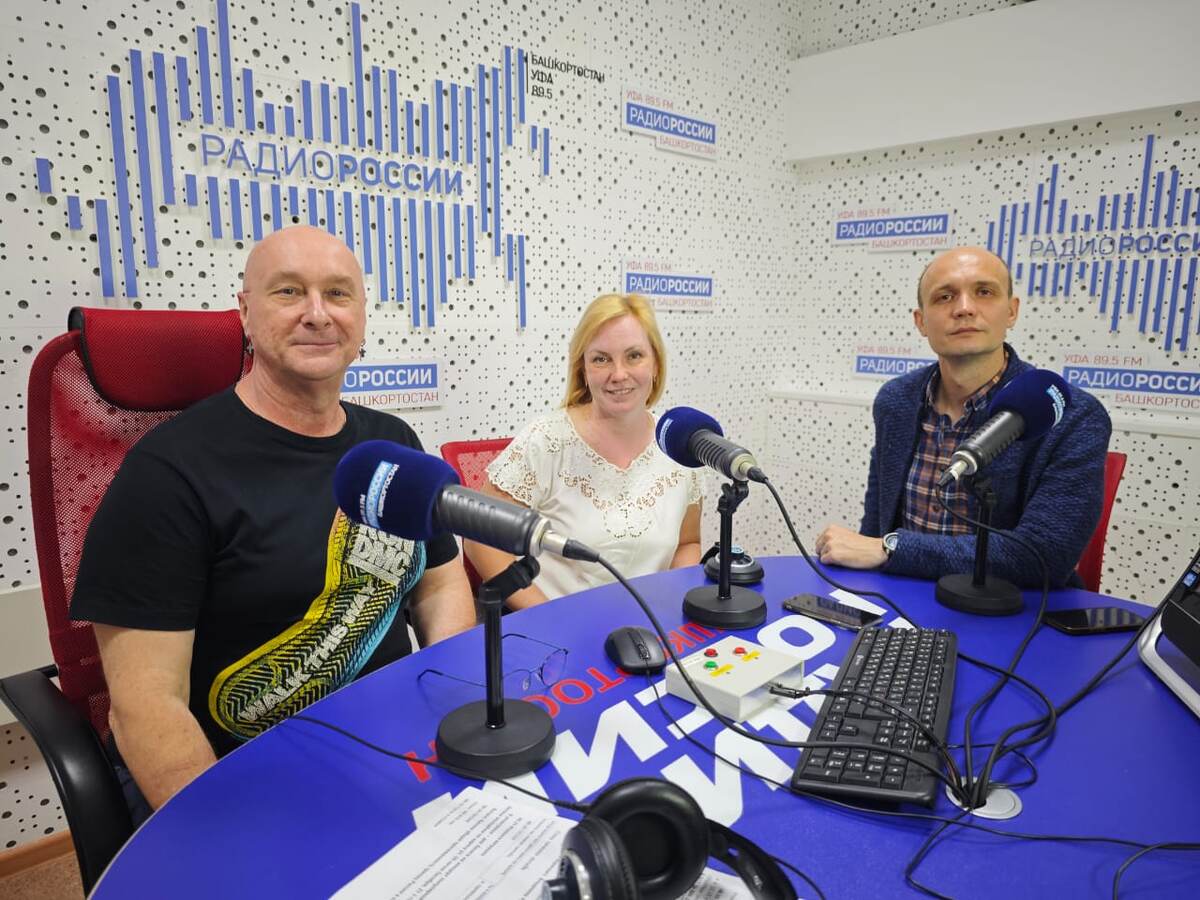    "Самовар" 28 мая: режиссер Алексей Логачёв о премьерном спектакле "Собрание сочинений" в уфимском русском драмтеатре