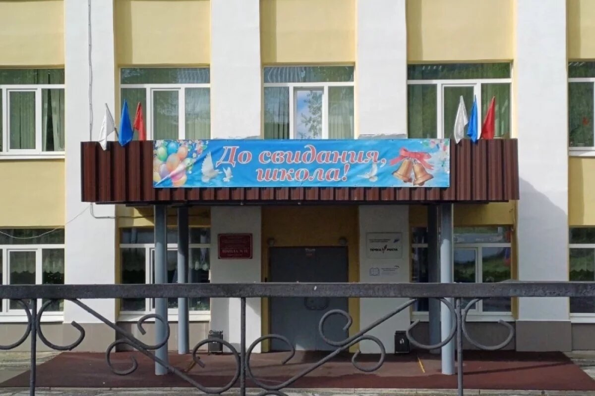    Зарезавший друзей на вечеринке в Байкальске подросток был гордостью школы