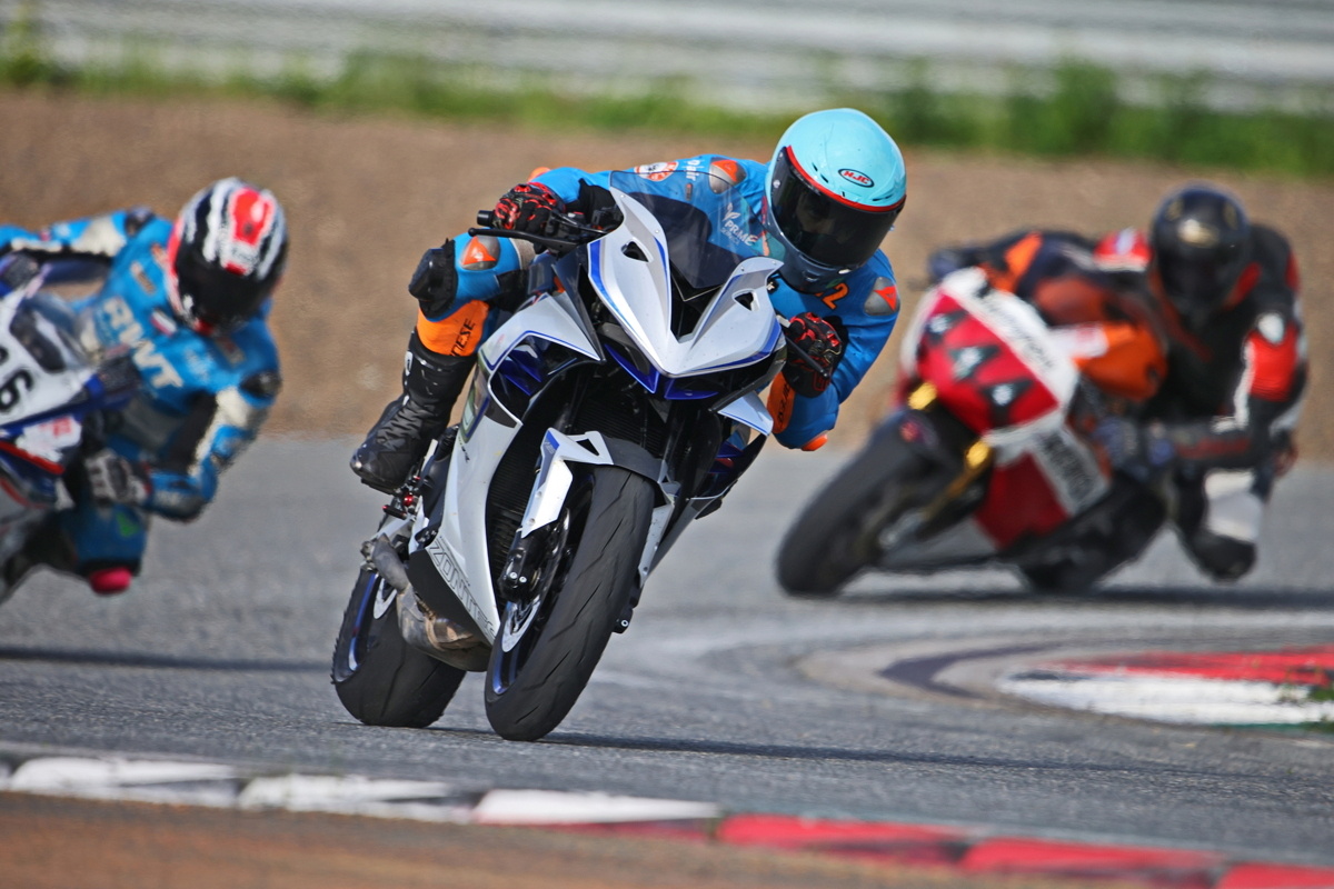 Zontes 703RR: испытываем на треке в Казани!