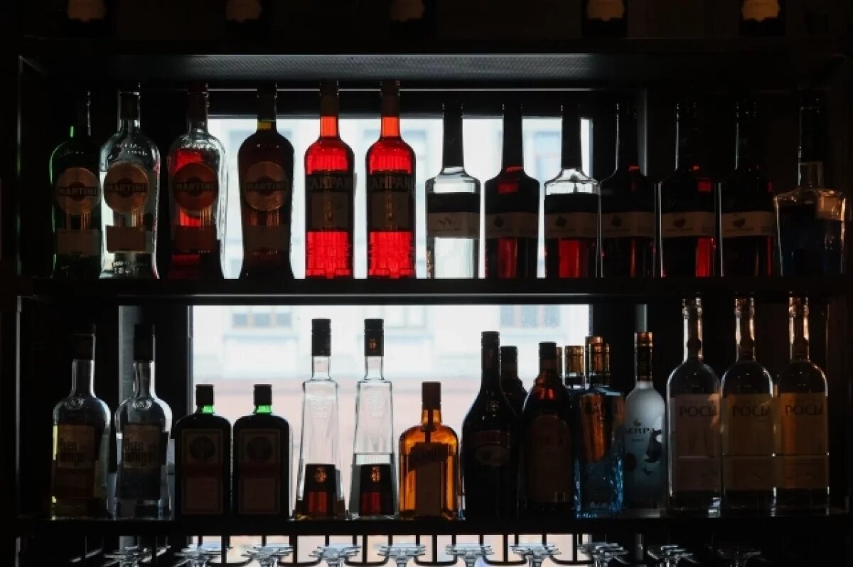    В Петербурге окончательно и бесповоротно утвердили закон «о наливайках»