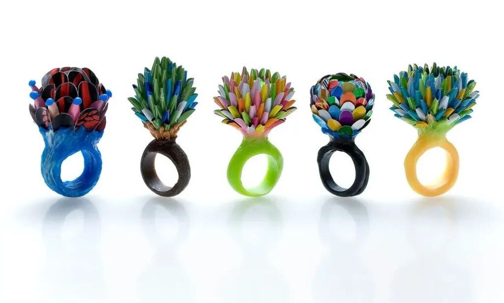 Кольца из переработанных алюминиевых банок, Хиннсок Хан, Сеул, Южная Корея