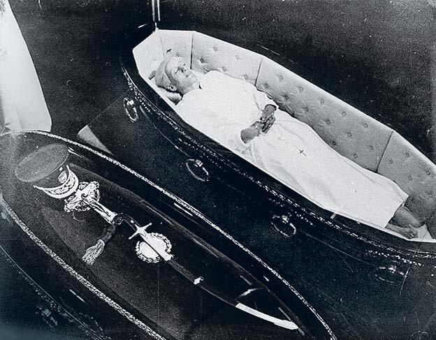 Тело Эвы Перон Getty Images.