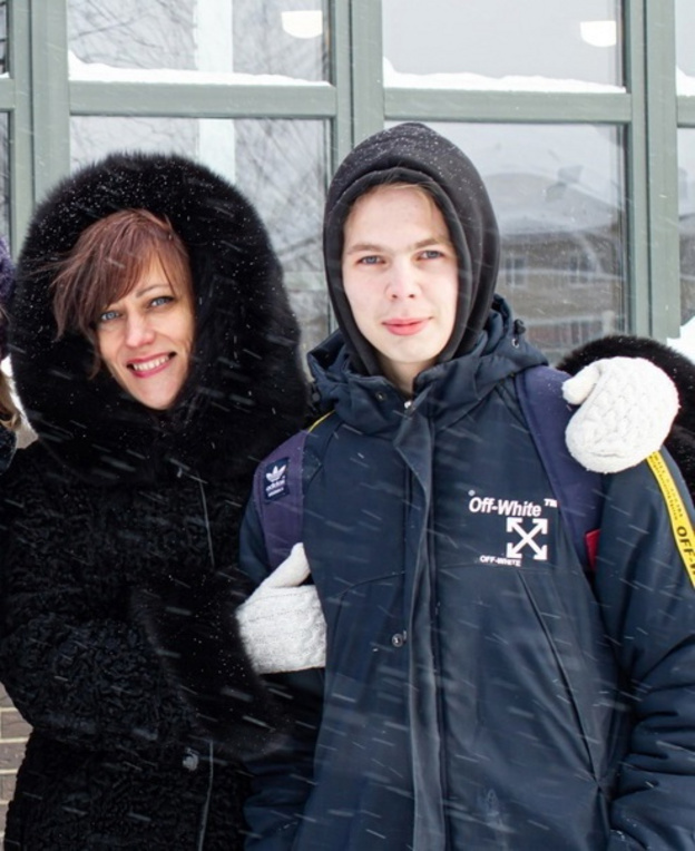    «Она стала для меня примером мамы». Выпускники детских домов рассказывают, как на их жизнь повлиял наставник