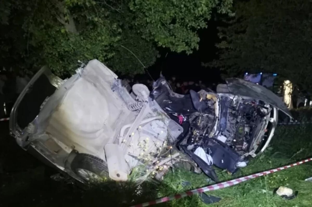    Двое пассажиров и водитель погибли после аварии в Северной Осетии