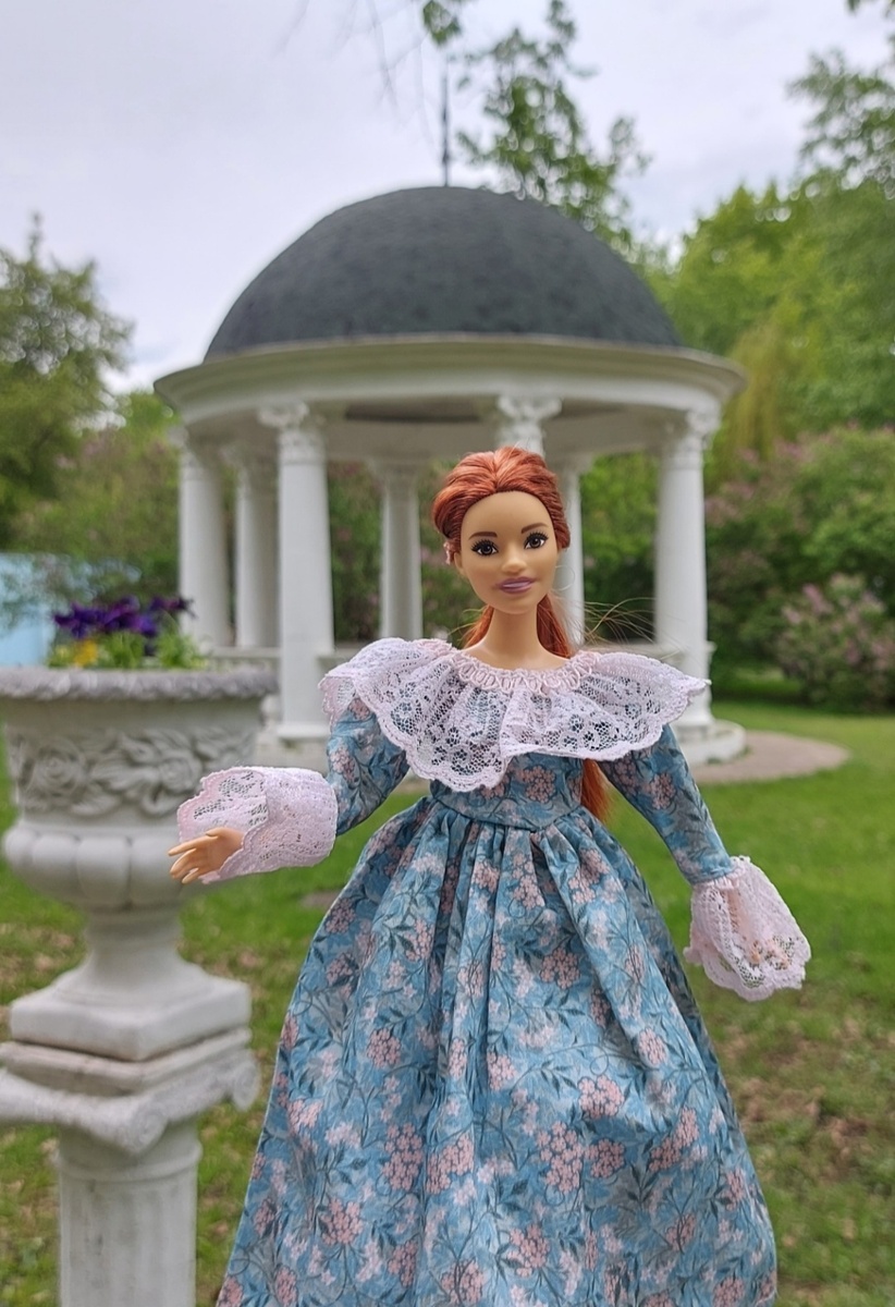 Тася в образе Тургеневской девушки