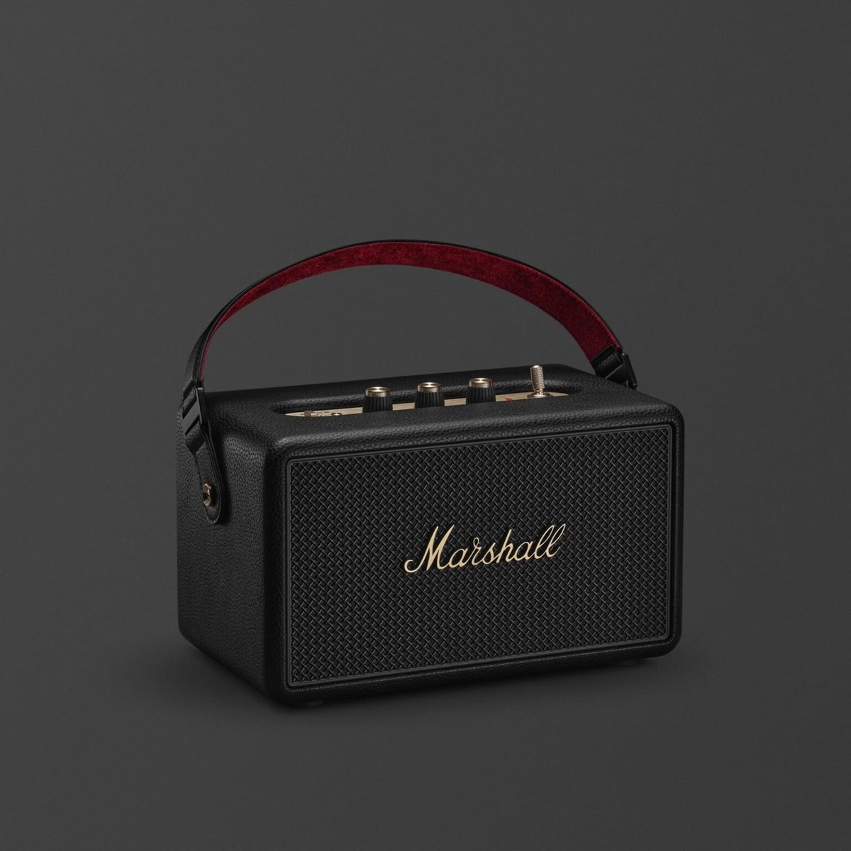    Marshall представила Bluetooth-колонку с 50-часовой автономностью