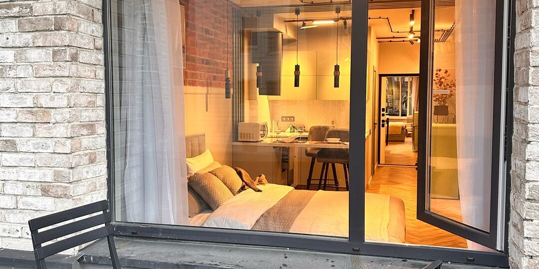 У одних новострой растёт, у других вторичка падает. Бессмысленный спор.