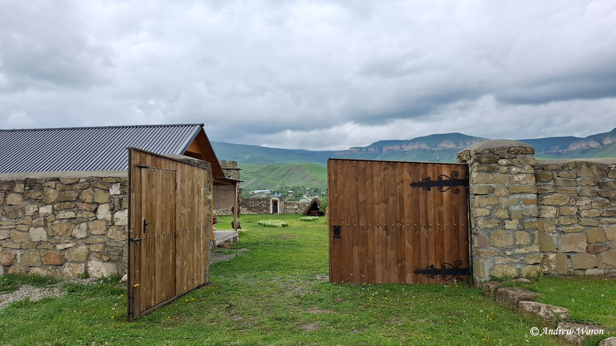 Вход на музейную территорию