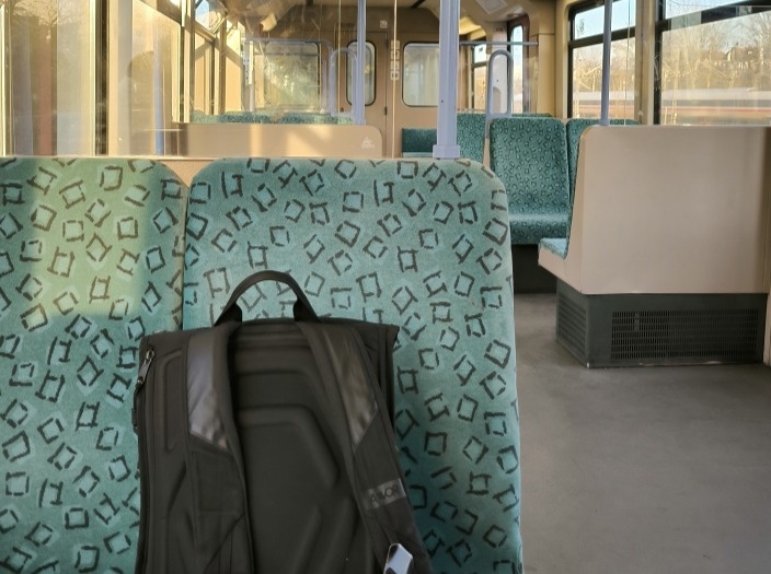 Стоим. Сидим. Чего-то ждем...