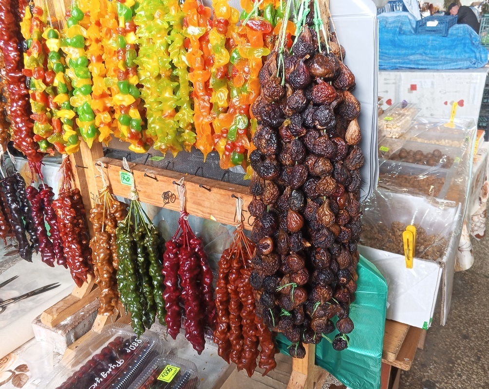 Чурхела на гагрском рынке-2024