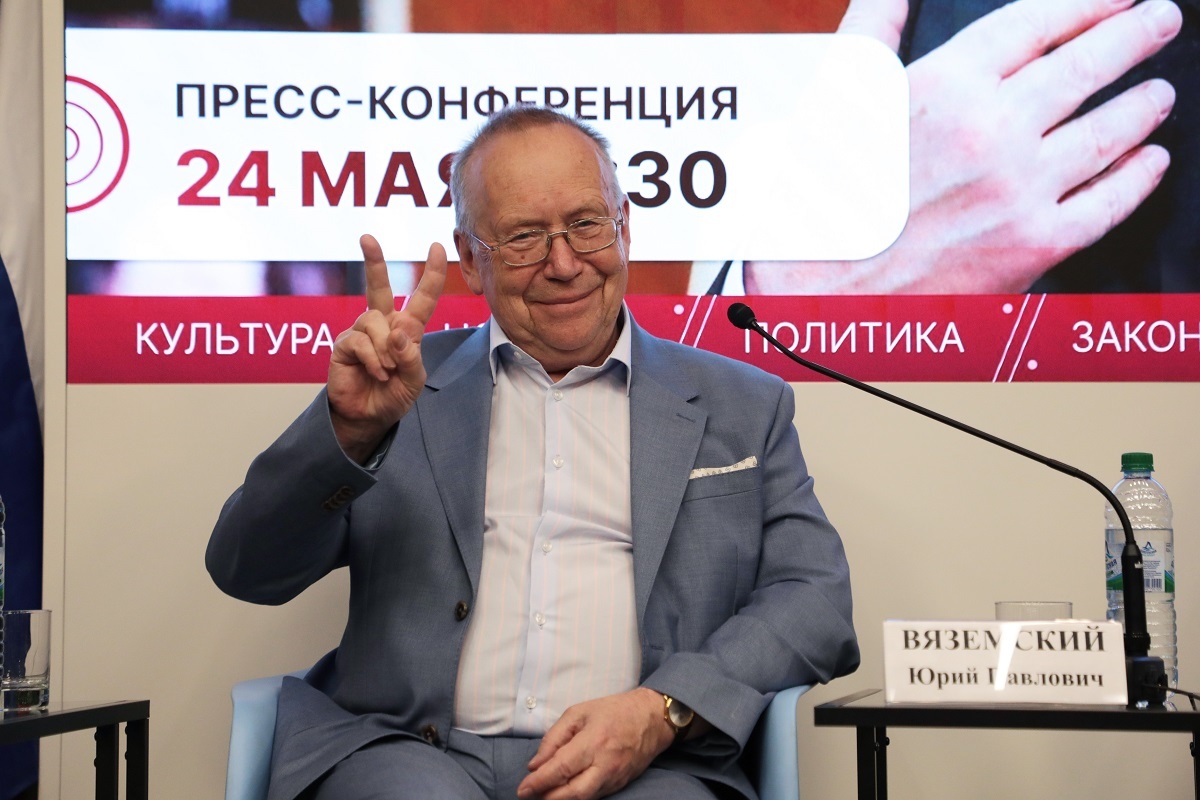    Ведущий программы «Умники и умницы» провел пресс-конференцию в НОИЦ