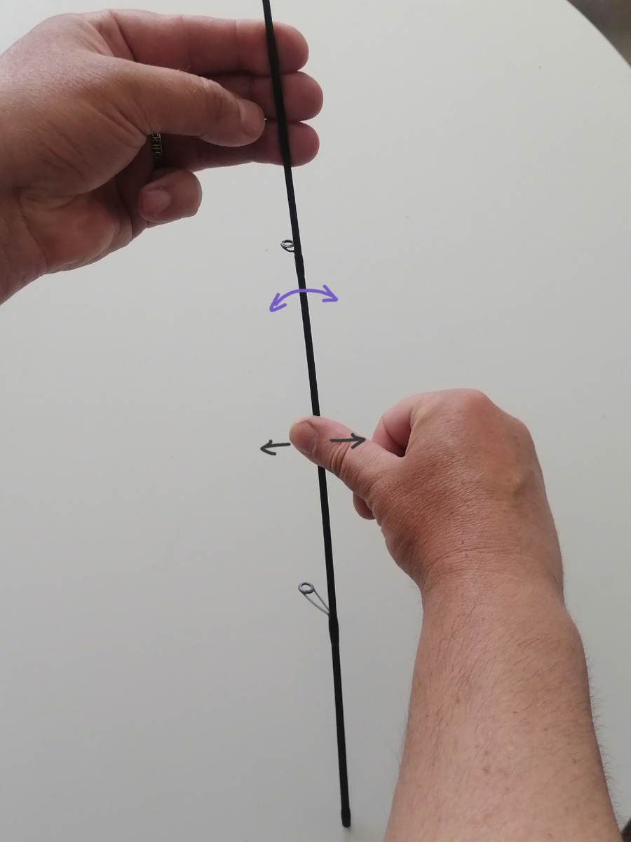 Установите бланк под наклоном, с упором толстого конца на гладкую и твердую поверхность. Прогните бланк большим пальцем одной руки между точками опоры на твердую поверхность и другую руку. Начните давящим пальцем прокатывать бланк. При прохождении ребра по внутренней стороне изгиба бланка - вы почувствуете как сопротивление бланка изгибу нарастает, бланк будет стремиться быстрее вывернуться из этого положения. Проверить состав и положение рёбер жесткости нужно по всей длине бланка. 