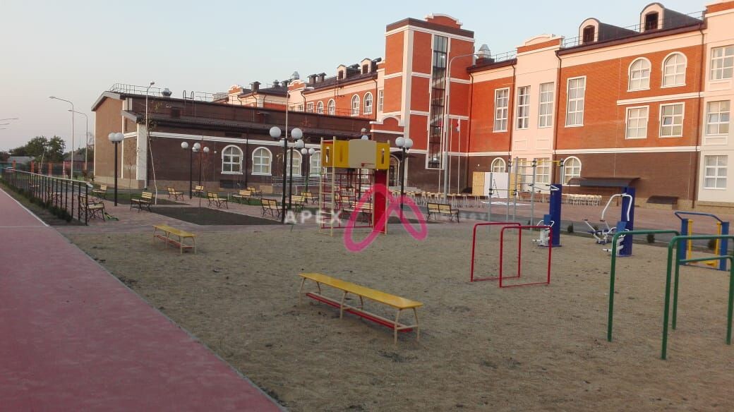 Уличное освещение школьной территории в г. Приморско-Ахтарск