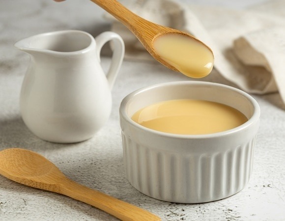 Как сделать домашнюю сгущенку — всего три ингредиента и сладкоежки будут в восторге