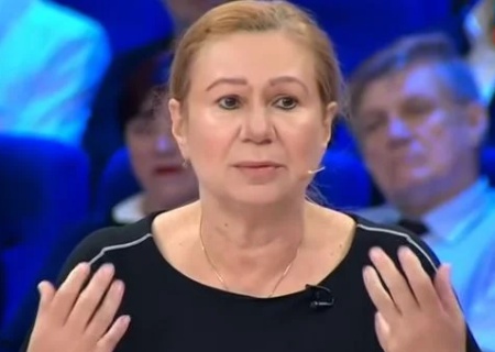    Азаров призвал передать Бережную на лечение в Россию